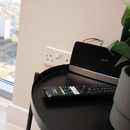 The Skyline - Luxury City Centre Flat With Designated Parking Cardiff Luaran gambar