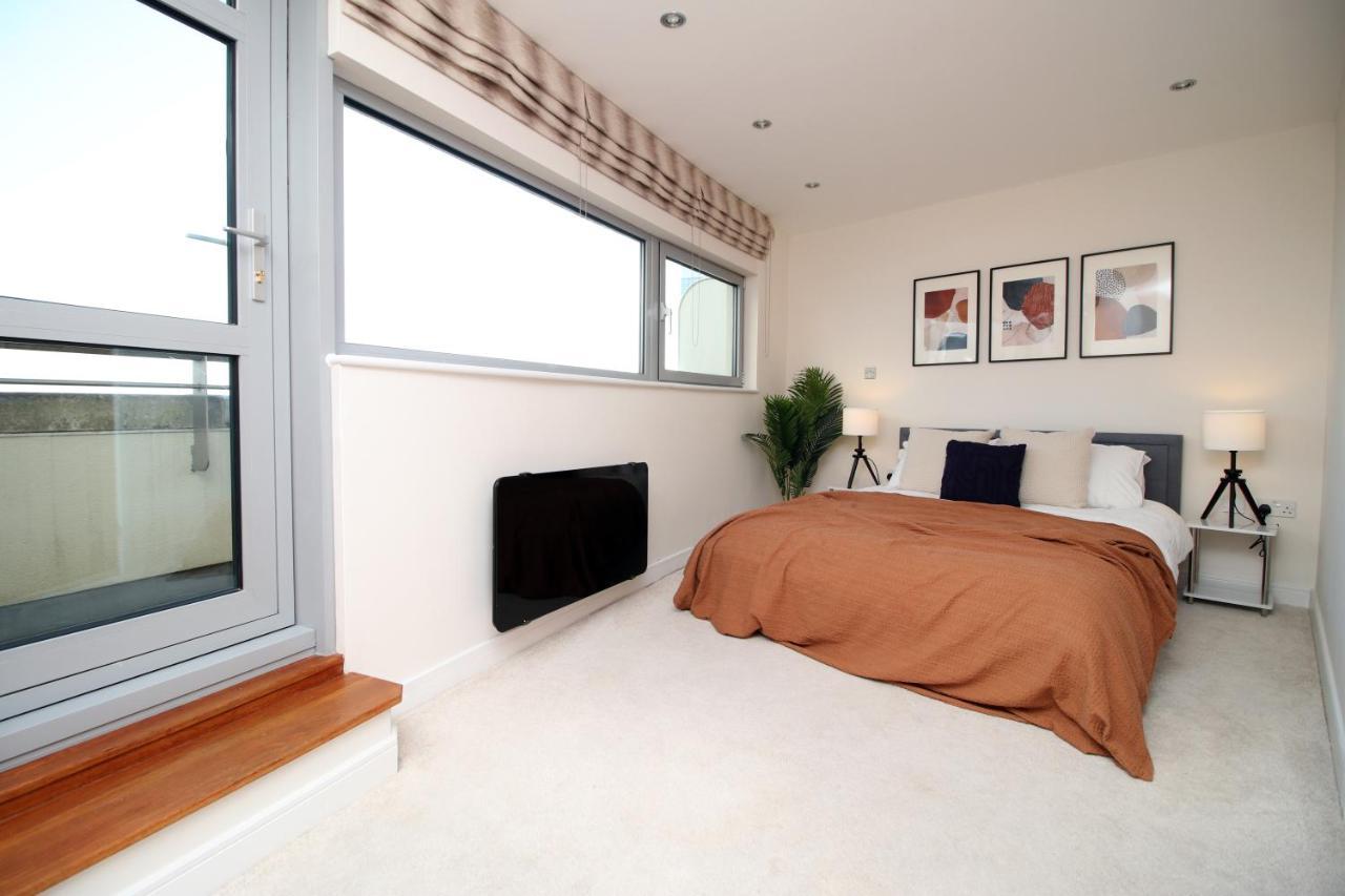 The Skyline - Luxury City Centre Flat With Designated Parking Cardiff Luaran gambar