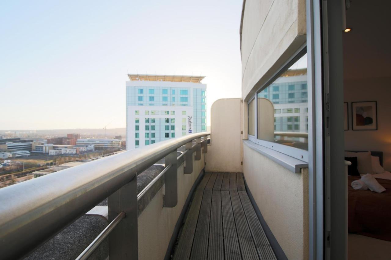 The Skyline - Luxury City Centre Flat With Designated Parking Cardiff Luaran gambar