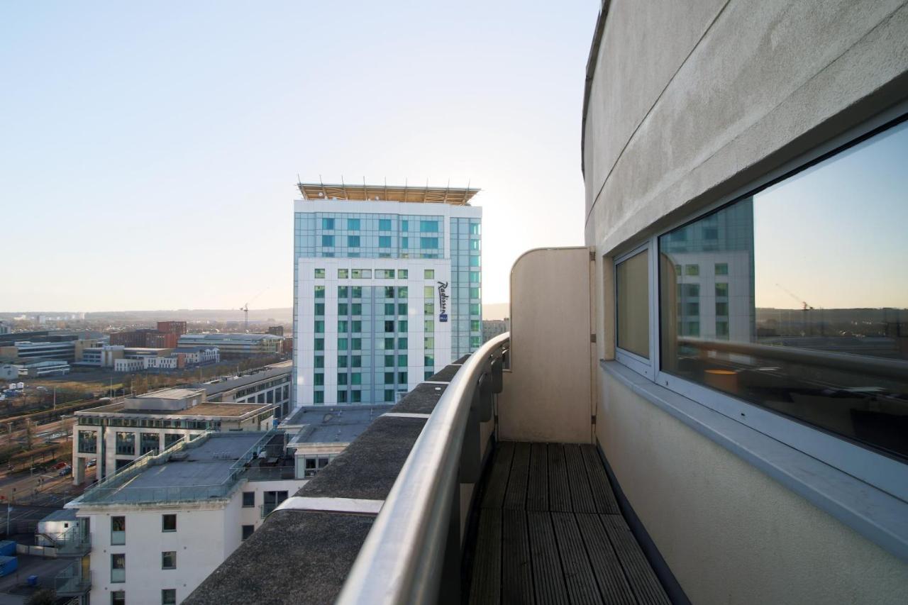 The Skyline - Luxury City Centre Flat With Designated Parking Cardiff Luaran gambar