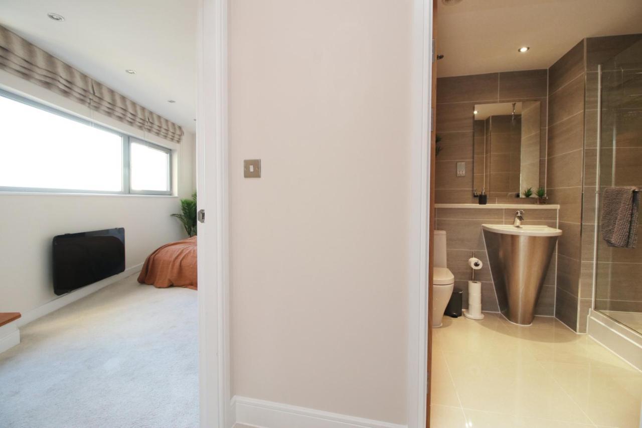 The Skyline - Luxury City Centre Flat With Designated Parking Cardiff Luaran gambar