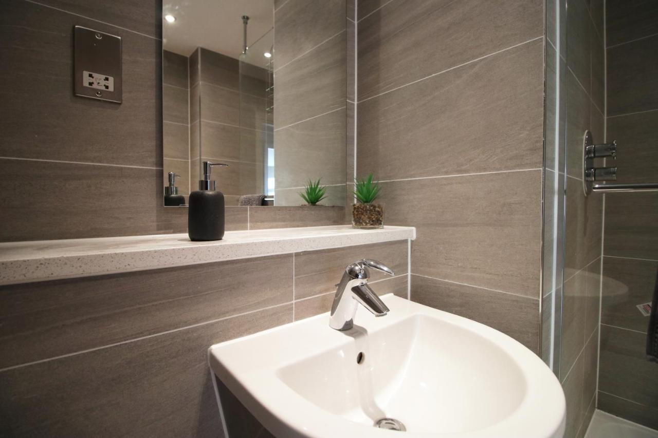 The Skyline - Luxury City Centre Flat With Designated Parking Cardiff Luaran gambar
